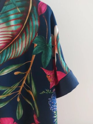Blusa Sfera Estampado Tropical Talla XL