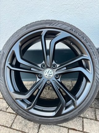 Llantas 19” VW Golf GTI Reifnitz TCR