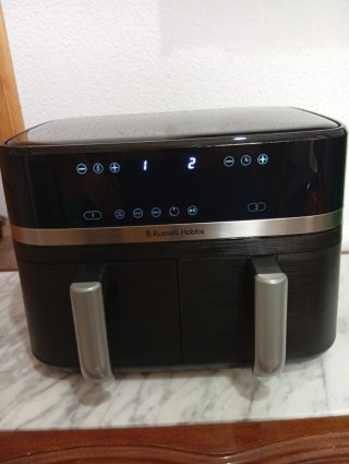 Freidora de aire Russell Hobbs