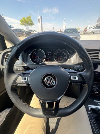 Volkswagen Golf 2020 por 214€/mes