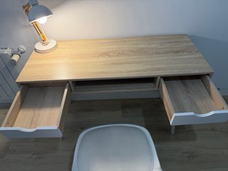 Escritorio, Silla y Lámpara Conjunto