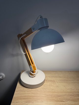 Escritorio, Silla y Lámpara Conjunto