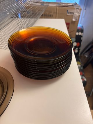 Vajilla Duralex Cristal ámbar y gris