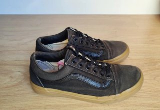 Zapatillas Vans Negras y Marrones