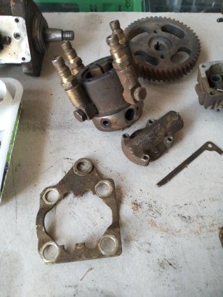 Bomba combustible Nissan A4 28