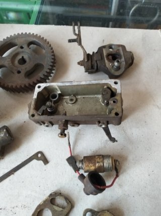 Bomba combustible Nissan A4 28