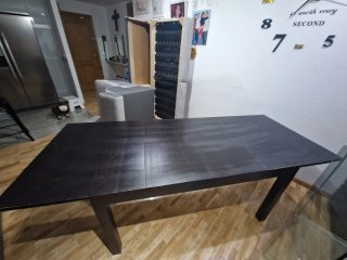 Mesa extensible Ikea madera oscura