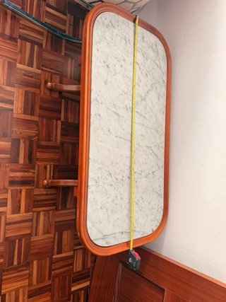 Mesa de centro de mármol y madera