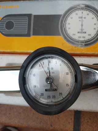 Llave dinamométrica TOHNICHI DB3