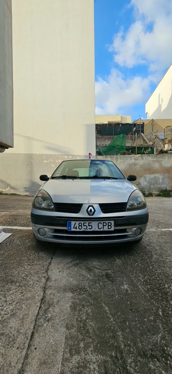 Renault Clio 2003 - foto 1