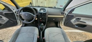 Renault Clio 2003