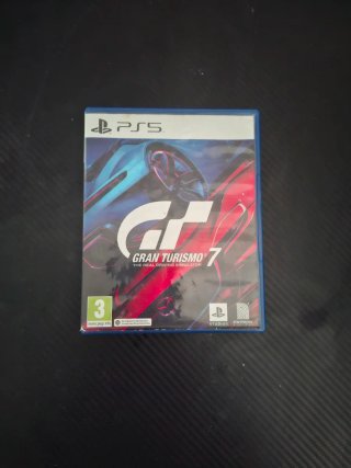 Volante Ferrari + Gran Turismo 7 PS5