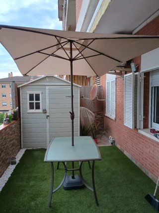 Mesa y parasol terraza rectangular