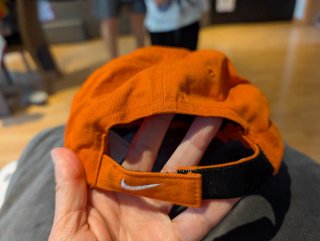 Gorra Nike infantil naranja