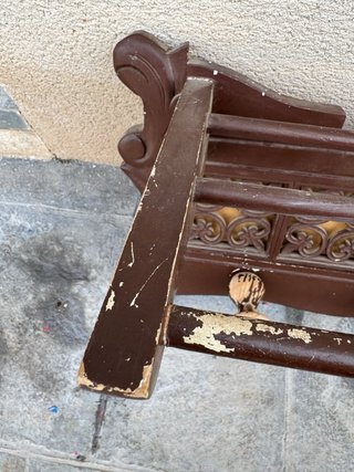 Perchero de madera decorativo