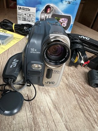 Videocámara Digital JVC (Como nuevo)