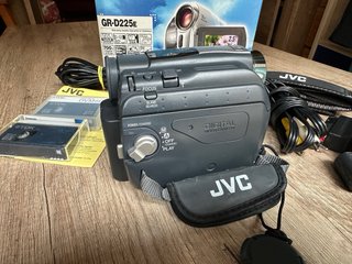 Videocámara Digital JVC (Como nuevo)