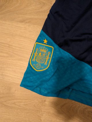 Conjunto España Mundial 2026 entreno Adidas.