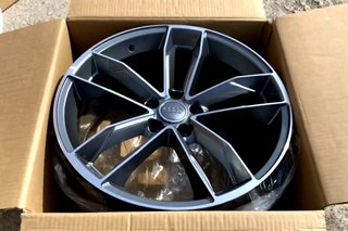 Llantas de aleación Audi 8.5 × R19 5 × 112