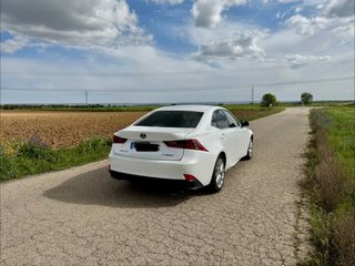 Lexus IS300H