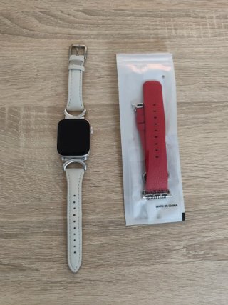 Apple Watch SE GPS + Cellular 40mm