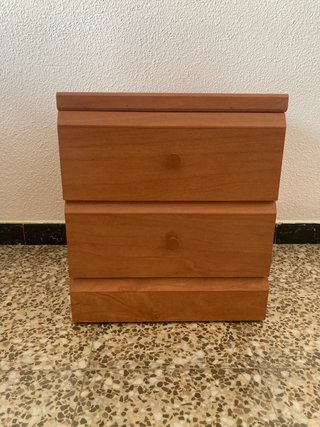 Cabezal y mesillas de madera de aliso