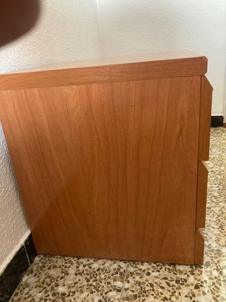 Cabezal y mesillas de madera de aliso
