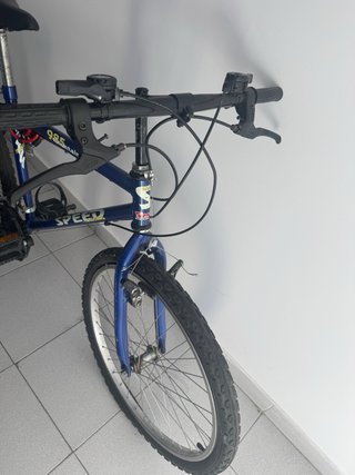 Bicicleta de Montaña Roja Maverick