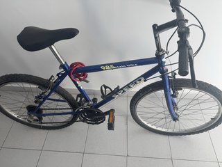 Bicicleta de Montaña Roja Maverick