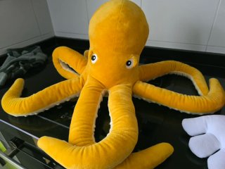 Peluche Pulpo Amarillo IKEA