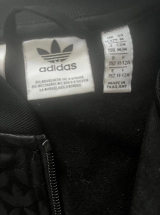 Conjunto Adidas Chaqueta y Pantalón Negro Dorado
