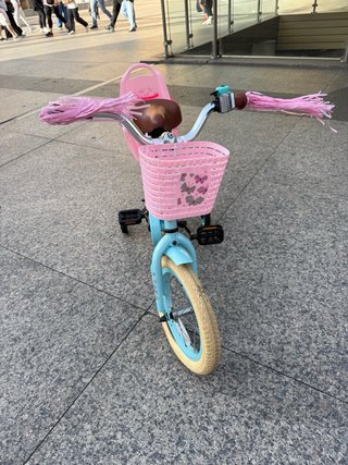 Bicicleta infantil 16" con ruedines