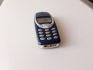Nokia 3310 Funzionante + Batteria + Caricabatterie