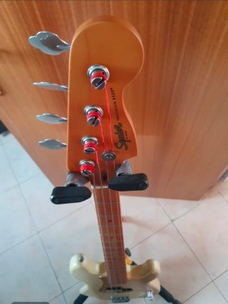 Squier Precision 40th Anniversary