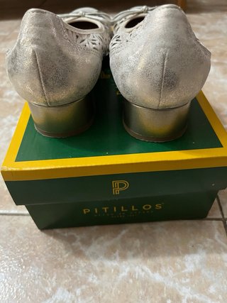 Zapatos Pitillos mujer beige y plata