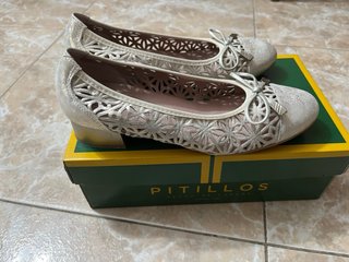 Zapatos Pitillos mujer beige y plata