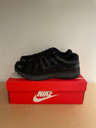 Nike P6000 Talla 42 Negras/Grises