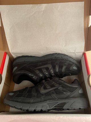 Nike P6000 Talla 42 Negras/Grises