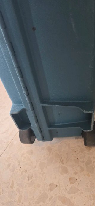 Maleta Samsonite rígida 23kg