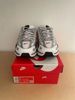 Nike P6000 Rojas Talla 42