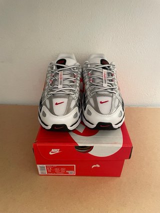 Nike P6000 Rojas Talla 42