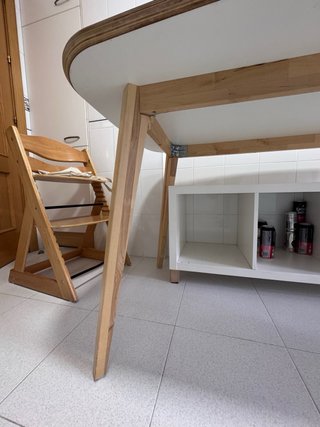 Mesa de cocina blanca y madera NORDMYRA