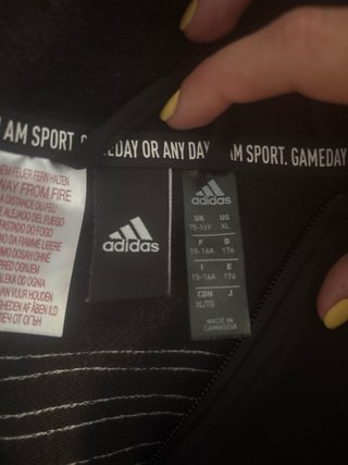 Chándal Adidas Talla 15/16 años Negro y Gris