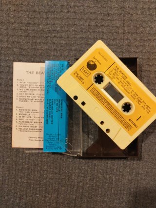 The Beatles 1962-1966 Cassettes (2)
