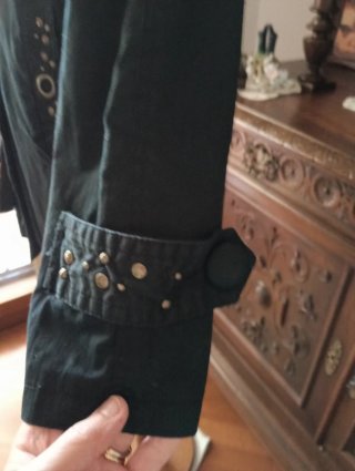 Trench Ice-Dior nero con dettagli oro