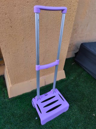 Carro con ruedas para mochila