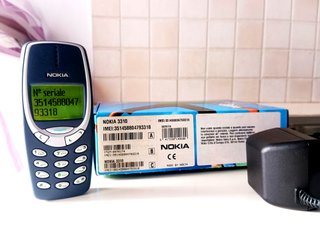 Nokia 3310 + Batteria + Caricabatterie + Scatola