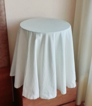 Mesa camilla 40x54 con mantel estampado