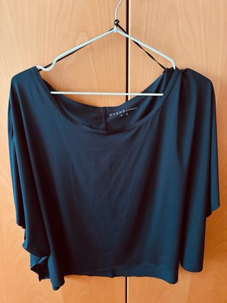 Blusa gimnasio negra talla M