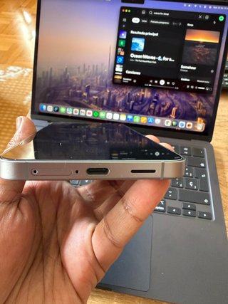 Samsung Galaxy S25 FE